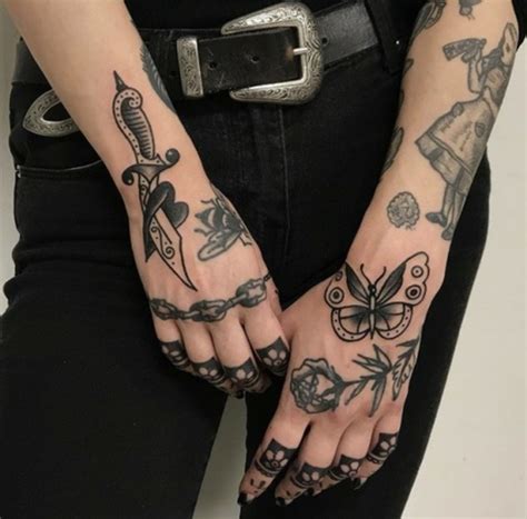 ideas tatuajes|tatuajes en la mano aesthetic.